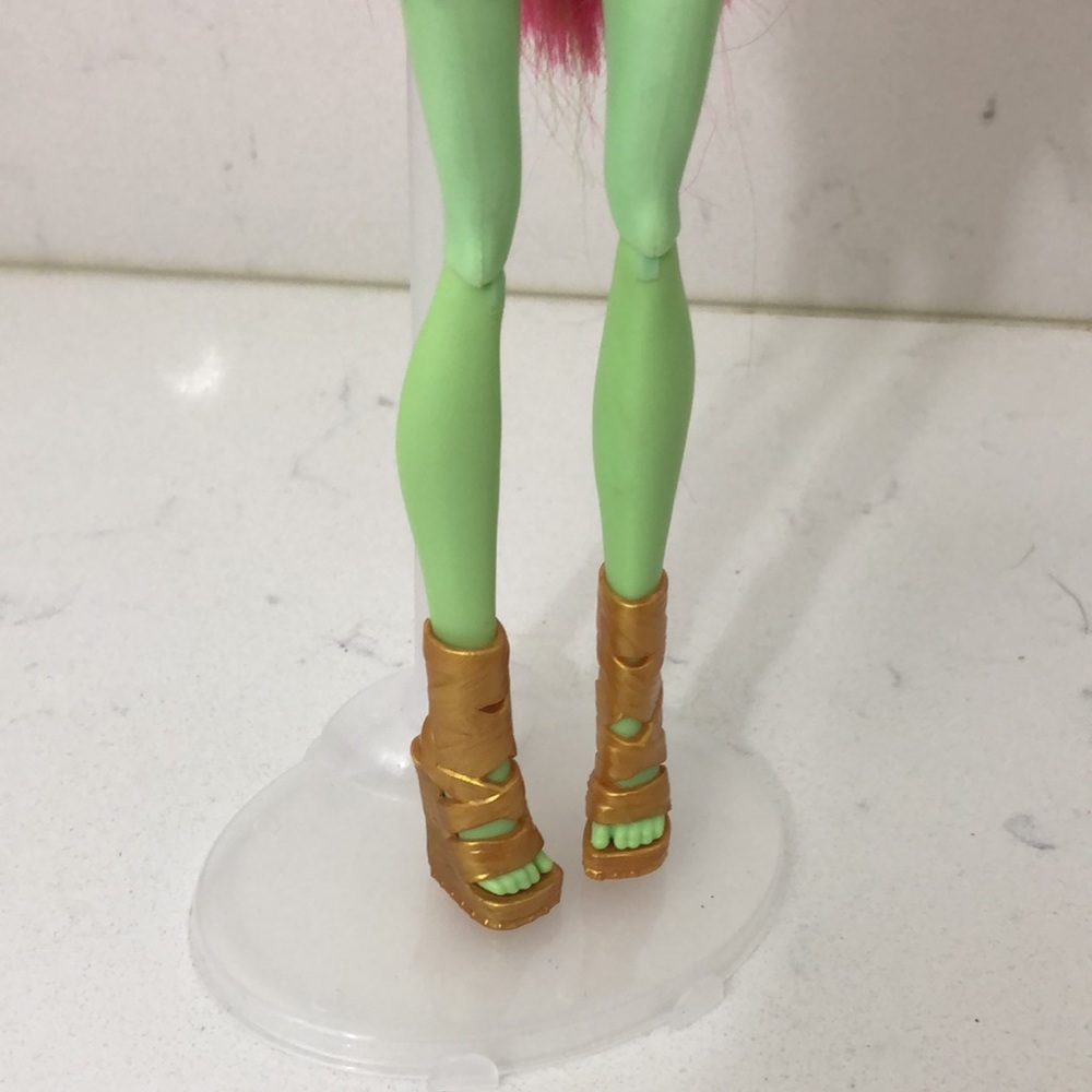 Monster High doll, Ivy Mcflytrap - Picture 4 of 6